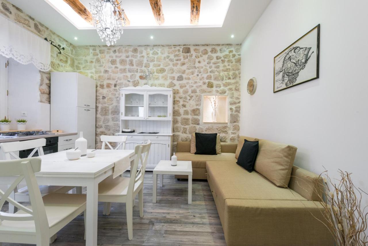 Premium Apartment